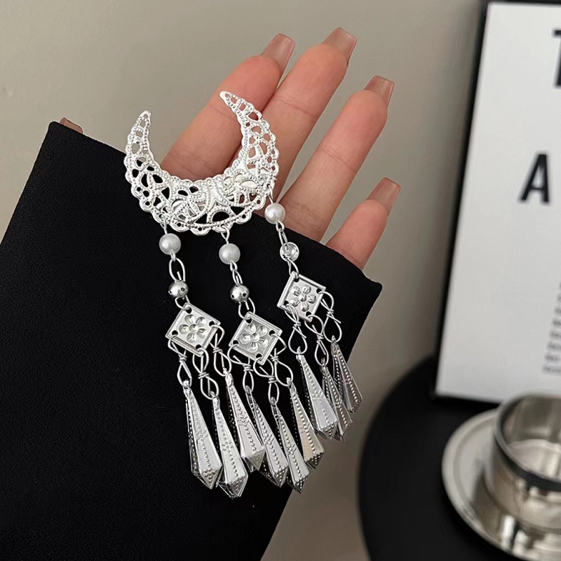 1Pc Ethnic Style Silvery Cresc - огляд і ціна Ethnic Fashion Walk