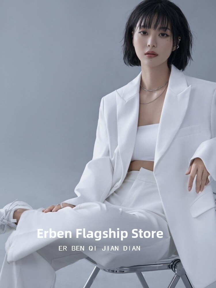 White Suit Theme Fashion Magaz - огляд і ціна Ethnic Fashion Magazine