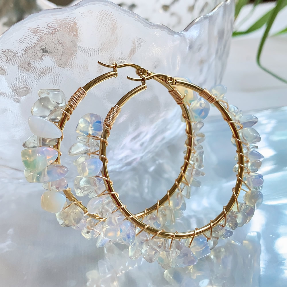 Natural Crystal Hoop Earring I - огляд і ціна Aura Ethnic Fashion