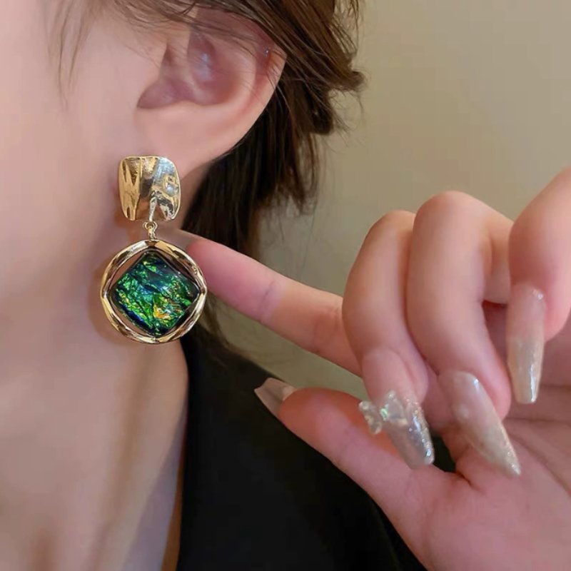 2025 New Trend Gradient Green  - огляд і ціна Ethnic Fashion Trends 2025