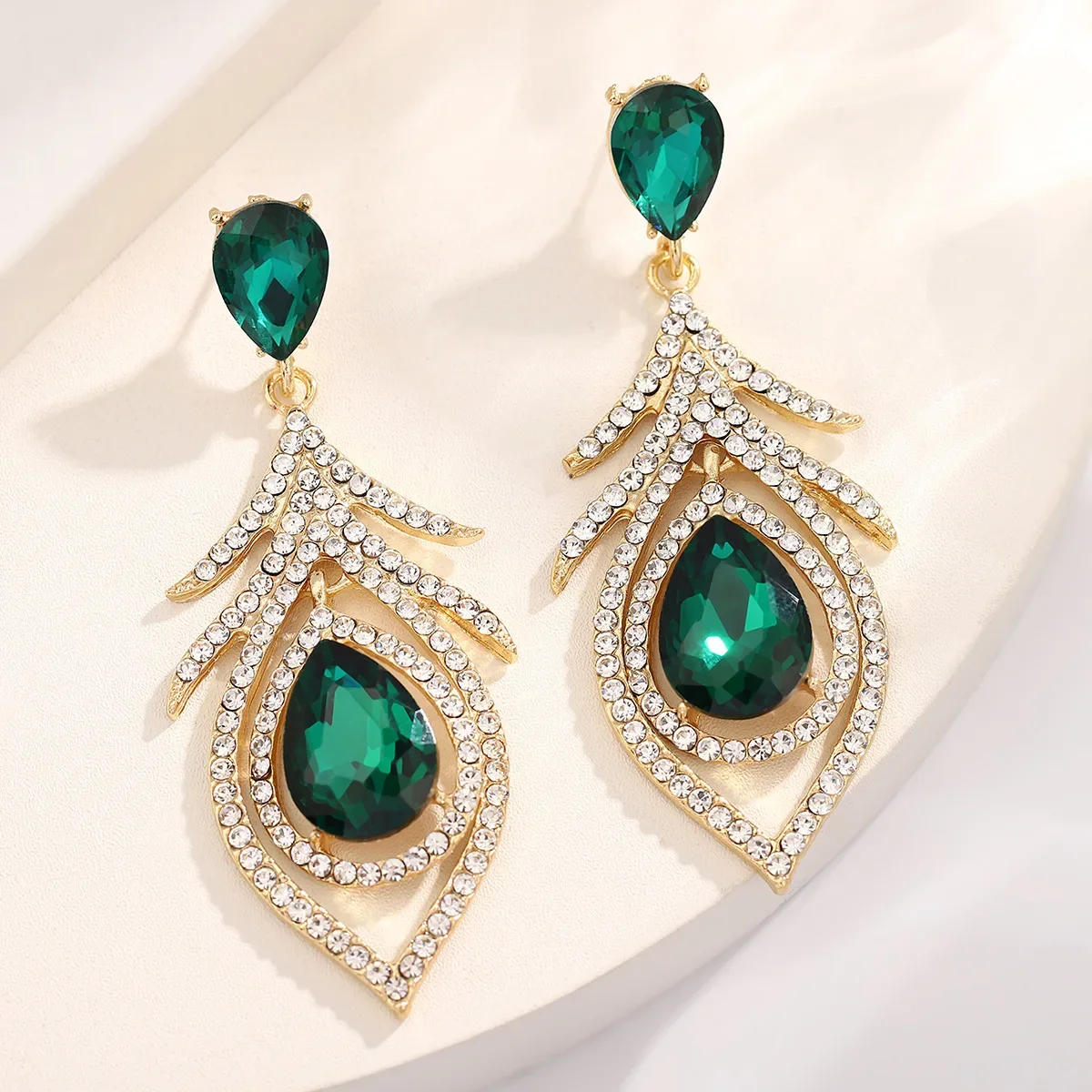 New in trend 2025 Women's earr - огляд і ціна Ethnic Fashion Trends 2025