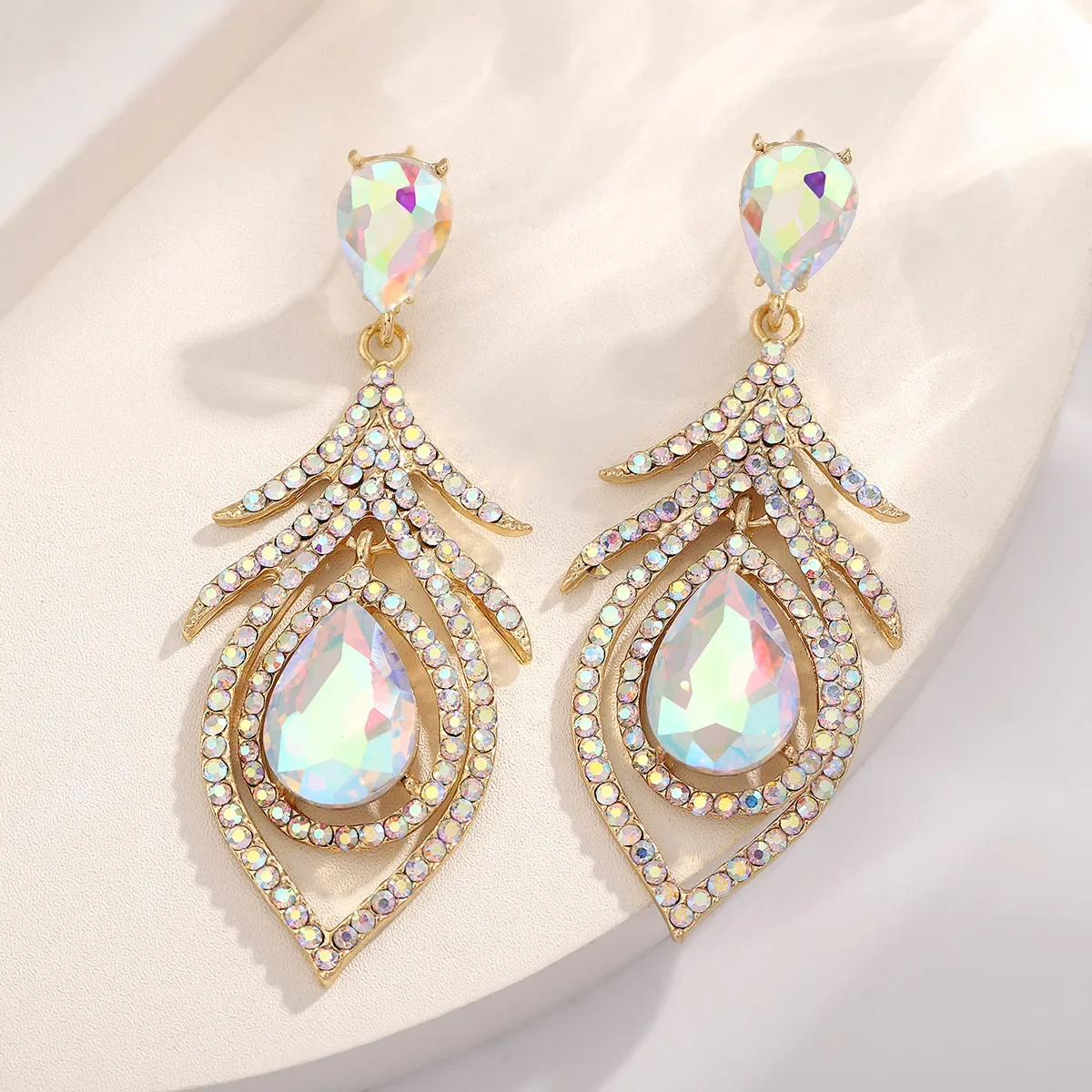 New in trend 2025 Women's earr - огляд і ціна Ethnic Fashion Trends 2025
